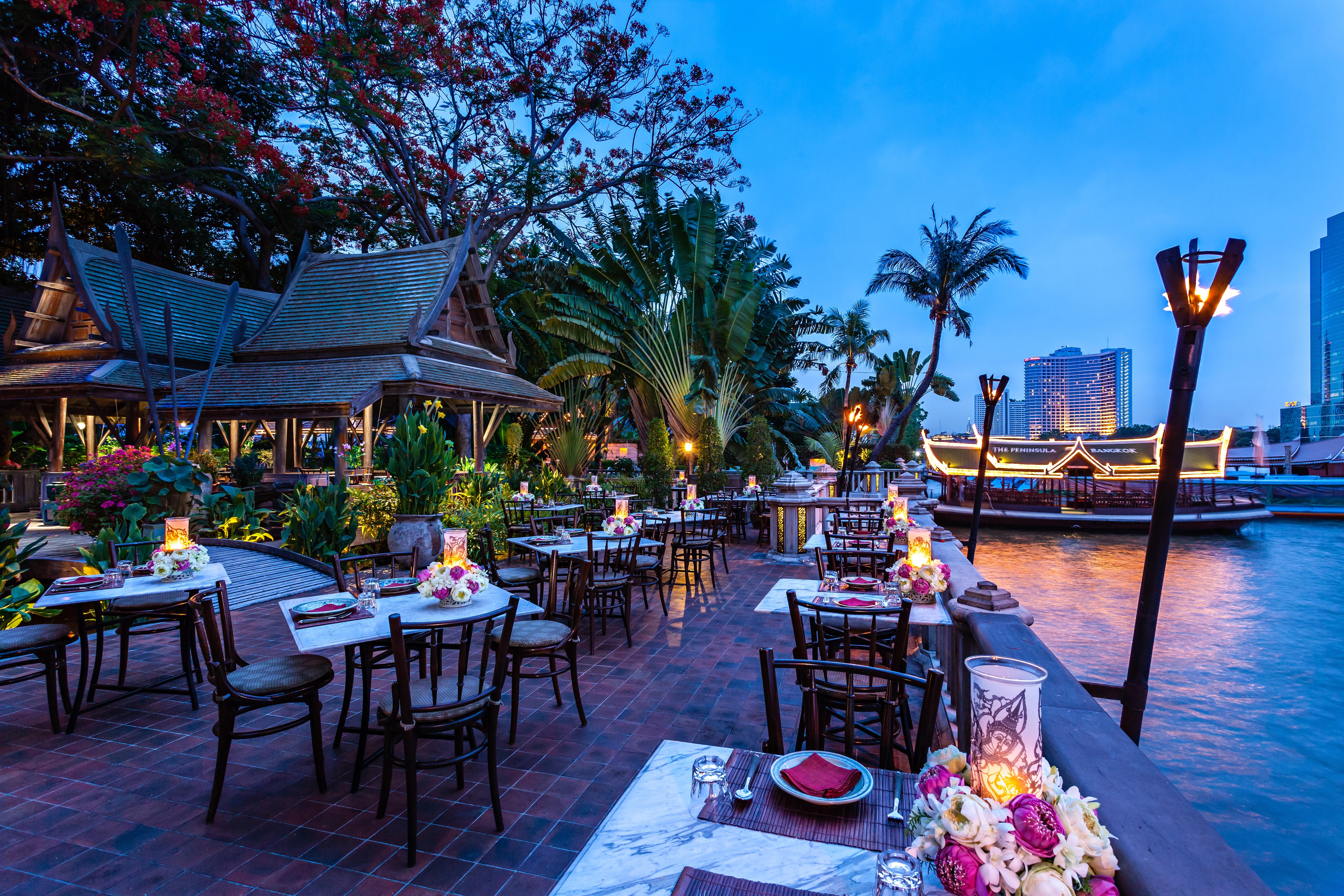 Hotel The Peninsula Bangkok Exteriér fotografie River Cafe